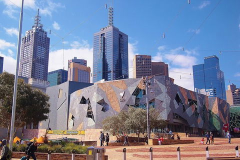 Melbourne Airport Transfers: Melbourne To Melbourne Airport MEL In Luxury Car - Travel Search 1