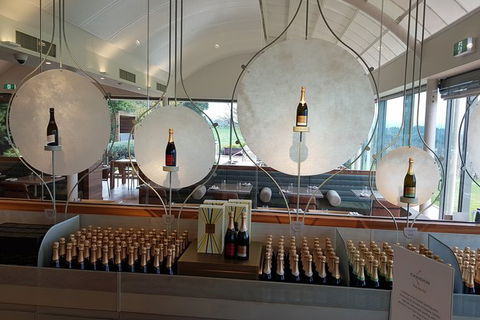 Yarra Valley Wineries And Rayners Orchard Tour From Melbourne - Tourism Guide 11
