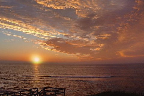 Half Day Wine & Food Tour - Tourism Guide 1