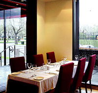 Red Terrace - Tourism Guide