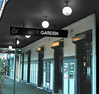 Duck  Swan Hotel - Travel Search