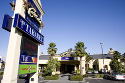 Berwick VIC Cruises Travel