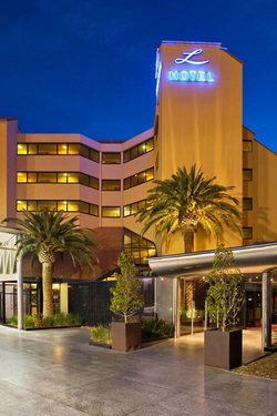 Lakes Resort Hotel - Tourism Guide 2