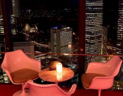 Summit - Orbit Lounge Bar - Travel Search 2