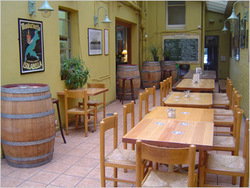 East Sydney Hotel - Tourism Guide 2
