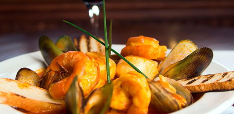 Amalfi Bistro & Wine Bar - Tourism Guide 0