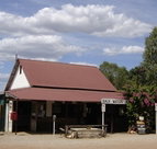 Daly Waters Historic Pub - Travel Agents