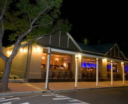 Maylands Hotel - Travel Agents 2