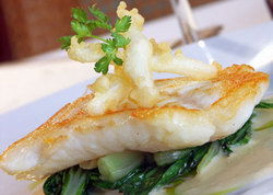 Spinnaker Restaurant And Bar - Travel Search 3