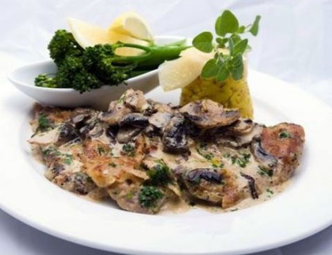 All' Antica Italian Restaurant & Pizzeria - Tourism Guide 4
