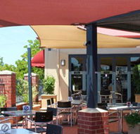 Silks Bar  Bistro