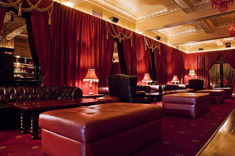 East End Bar - Tourism Guide 4