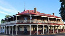 Brookton Club Hotel - Cruises Travel 0