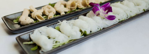 I Pot Restaurant - Travel Agents 0