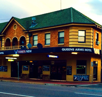Queens Arms Hotel - Tourism Guide