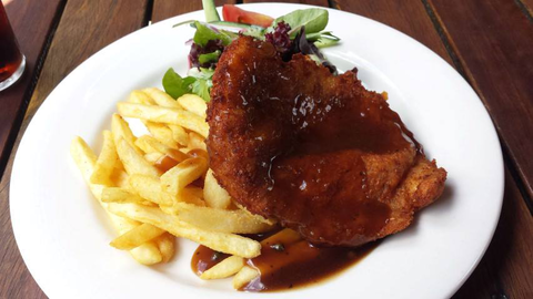 Railway Hotel - Tourism Guide 3
