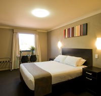 Blackbutt Inn - Tourism Guide