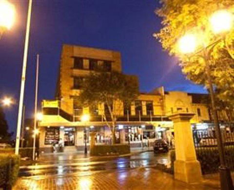 Amaroo Hotel - Tourism Guide 0
