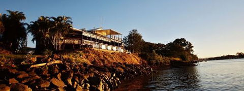 The Rock Bar And Grill - Travel Search 5
