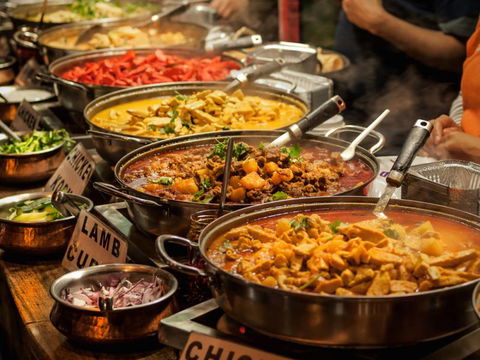 Indian Curry Bazaar - Travel Search 1