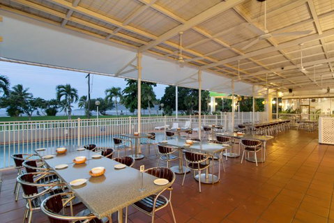 Charlie’s Seafood Buffet - Tourism Guide 2