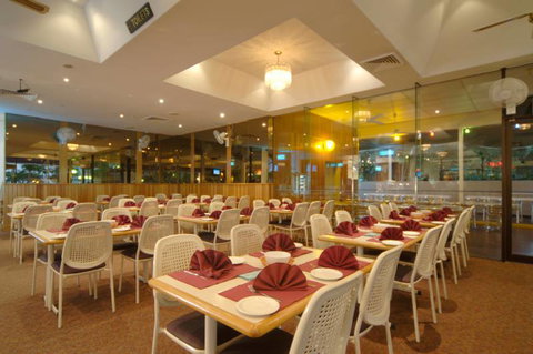 Charlie’s Seafood Buffet - Tourism Guide 4