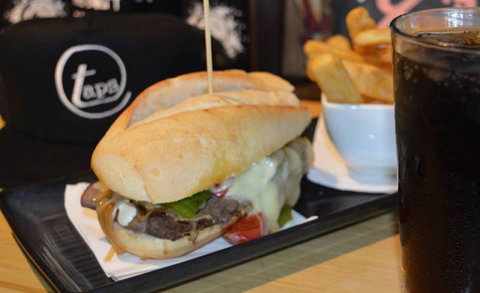 Taps Mooloolaba - Tourism Guide 4