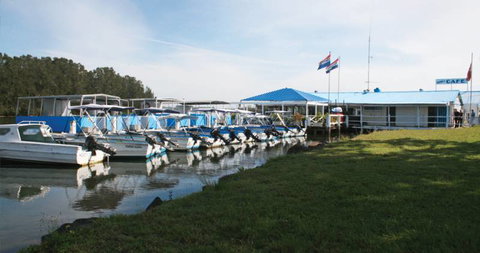 The Colonel’s Restaurant & Bar - Travel Agents 1