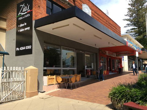 Zia’s Caffé - Tourism Guide 0