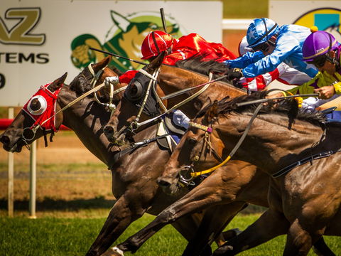 Foodies Race Day And Night Markets - Travel Agents 1