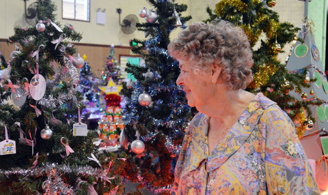 Mount Morgan Christmas Tree Festival - Travel Agents 1