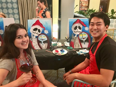 Paint And Sip Class: Christmas In July - Cruises Travel 0