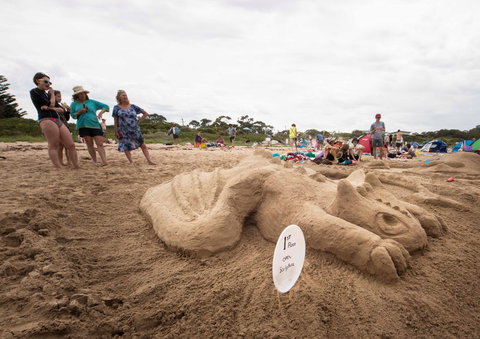 Broulee New Year's Eve Sandcastles And Sculptures - Travel Agents 0
