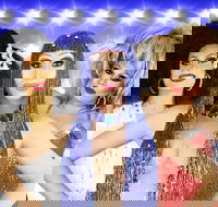 Les Divas An All Male Revue - Travel Agents