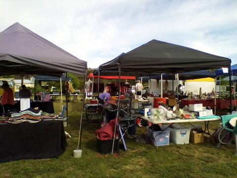 Tarago Craft, Art, Produce Seasonal (CAPS) Market - Travel Agents 1