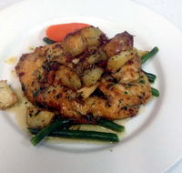 Burattinis - Travel Search