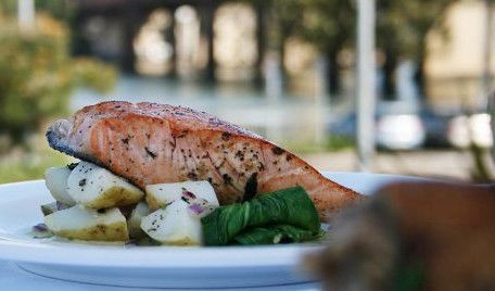 Stonebar Seafood Brasserie - Tourism Guide 3