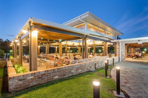 Harrigan's Irish Pub & Accommodation - Tourism Guide 0