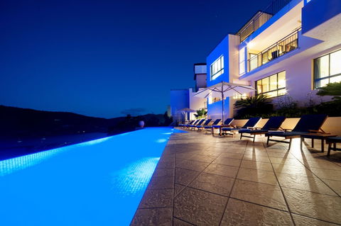 Pinnacles Resort - Tourism Guide 0