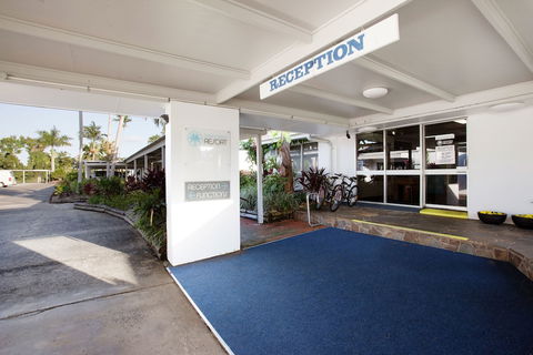 Mission Beach Resort - Tourism Guide 1