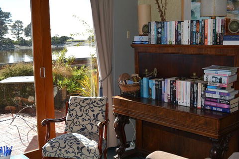 The Waterfront Wynyard - Tourism Guide 2