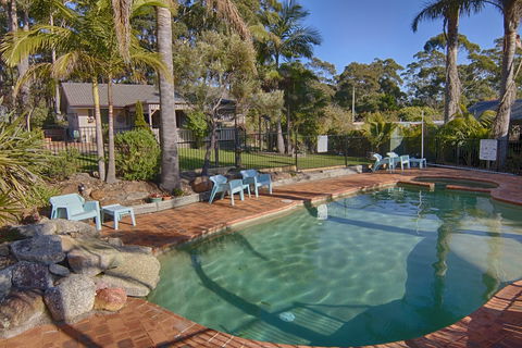 Fairway Motor Inn - Travel Search 3