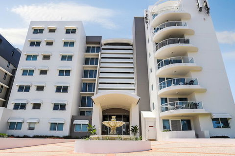 Regency On The Beach - Travel Search 3