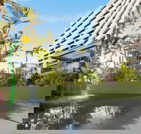 Rydges Esplanade Resort Cairns - Tourism Guide