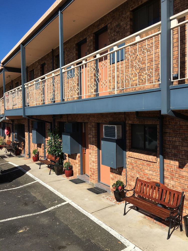 Gorokan NSW Travel Search