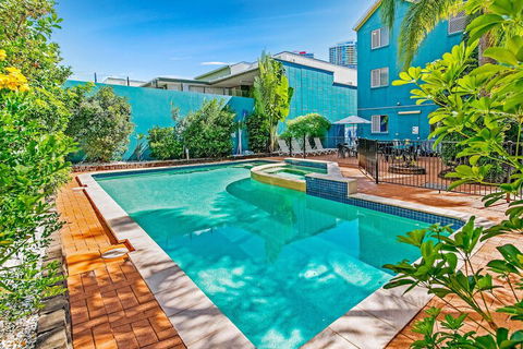 Aquarius Gold Coast - Travel Search 1