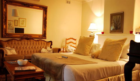 Jacobs Creek Retreat - Tourism Guide 3