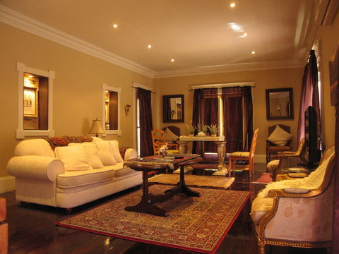 Jacobs Creek Retreat - Tourism Guide 4