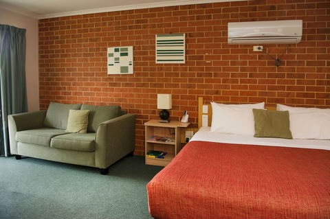 Rose Garden Motel - Tourism Guide 5