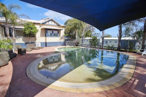 Amaroo Holiday Park - Travel Agents 0